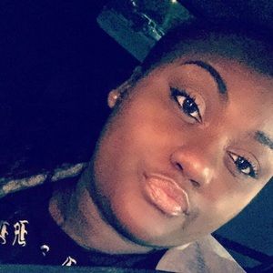 Meet your Posher, Theresa